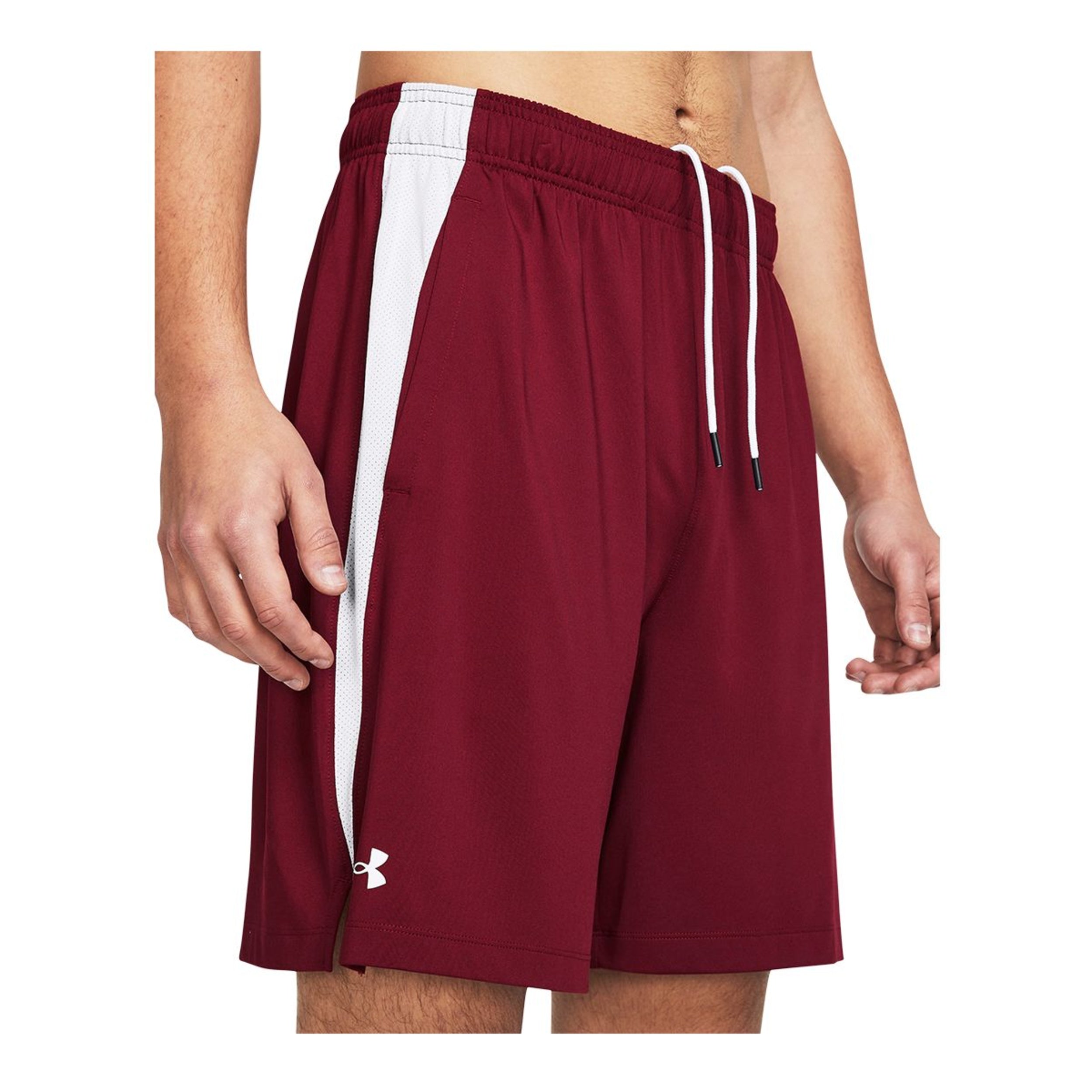 UA M Tech Vent 9" Short